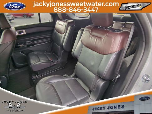 Certified 2023 Ford Explorer Platinum w/ Technology Package image 25