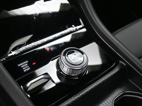 New 2025 Jeep Grand Cherokee Limited w/ Trailer Tow Package image 25