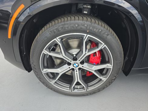 New 2026 BMW X5 xDrive50e w/ Executive Package AWD/4WD image 9