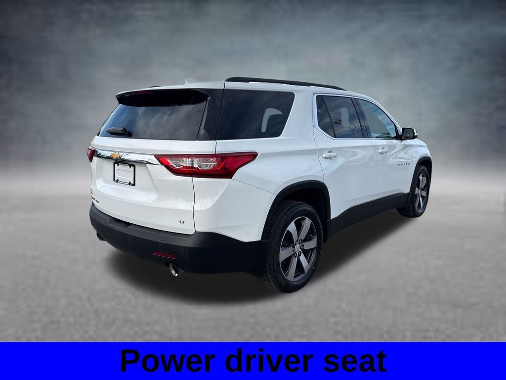 Used 2019 Chevrolet Traverse LT w/ LT Premium Package AWD/4WD image 7