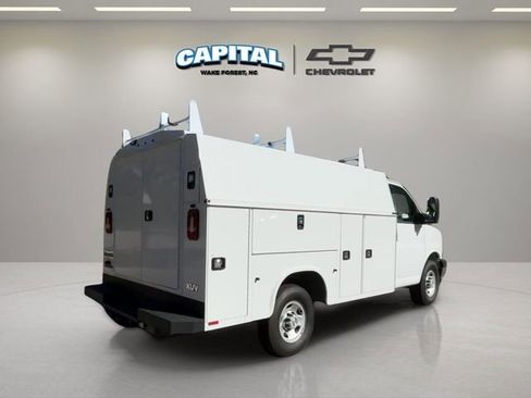 New 2025 Chevrolet Express 3500 w/ Power Convenience Package RWD image 5