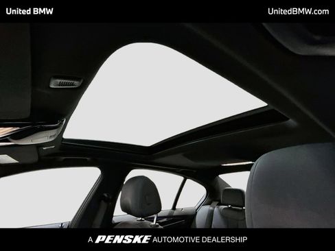 Used 2023 BMW 540i w/ M Sport Package RWD image 12