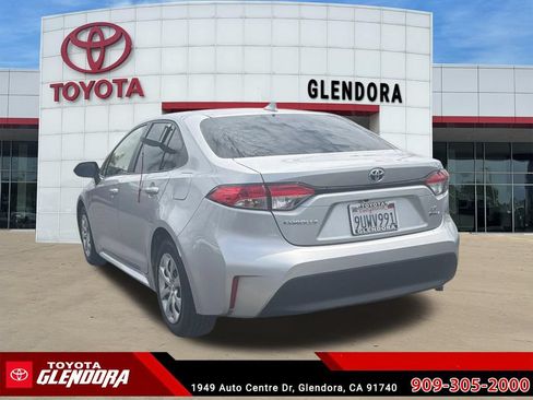 Certified 2025 Toyota Corolla LE w/ Carpet Mat Package (TMS) FWD image 8