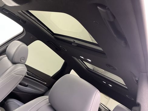 Certified 2023 Buick Enclave Essence w/ Experience Buick Package image 7