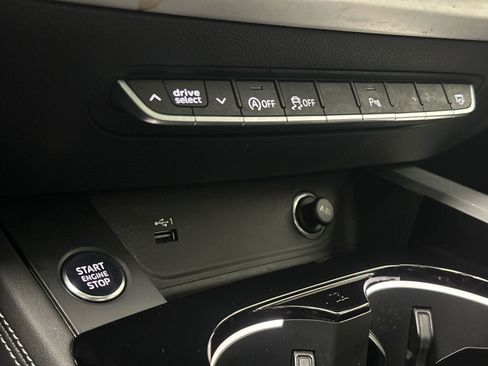 Used 2022 Audi A4 2.0T Premium Plus image 29