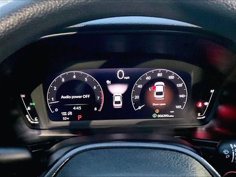 Used 2025 Honda Accord SE image 25