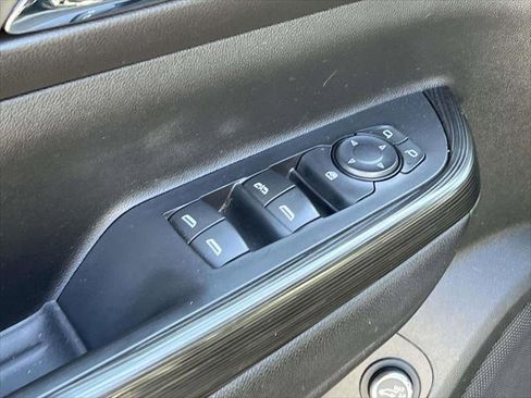 Used 2019 GMC Acadia SLT image 16