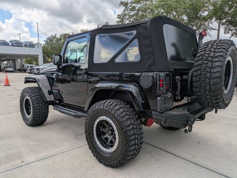 Used 2014 Jeep Wrangler Sahara w/ Connectivity Group AWD/4WD image 6