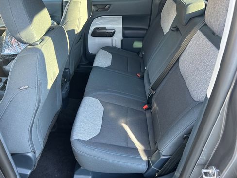 New 2025 Ford Maverick XLT w/ XLT Luxury Package image 21