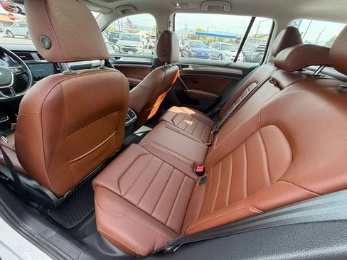 Used 2018 Volkswagen Golf Alltrack SEL AWD/4WD image 17