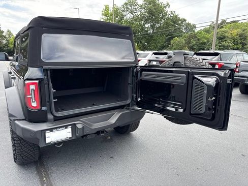 Used 2024 Ford Bronco Wildtrak AWD/4WD image 28