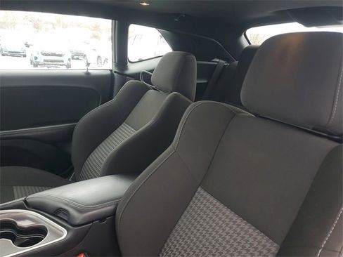 Used 2022 Dodge Challenger R/T w/ Blacktop Package image 11