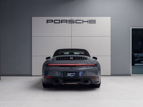Certified 2026 Porsche 911 Carrera RWD image 6