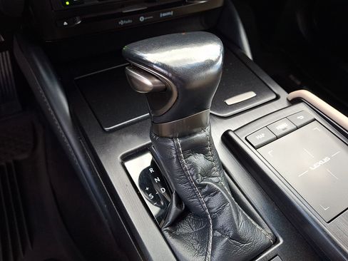 Used 2021 Lexus ES 300h w/ Premium Package FWD image 15