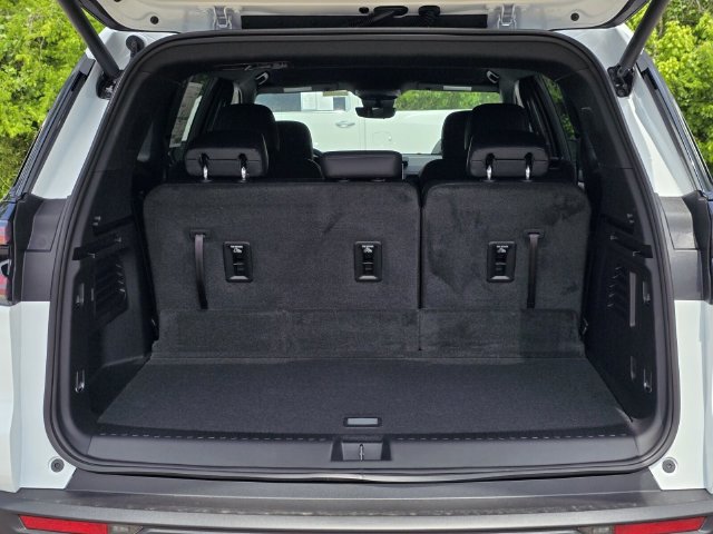 New 2026 GMC Acadia Elevation FWD image 8