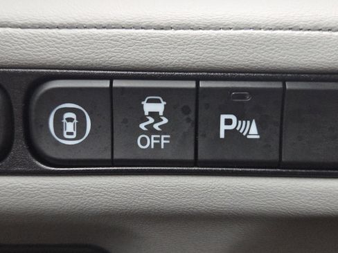 Used 2024 Acura MDX w/ Technology Package image 11