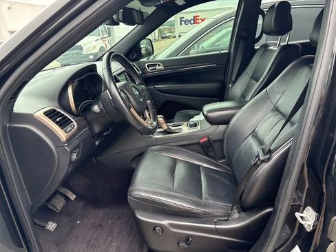 Used 2016 Jeep Grand Cherokee Limited AWD/4WD image 7