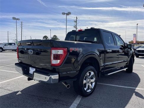 Used 2022 Ford F150 Lariat image 3