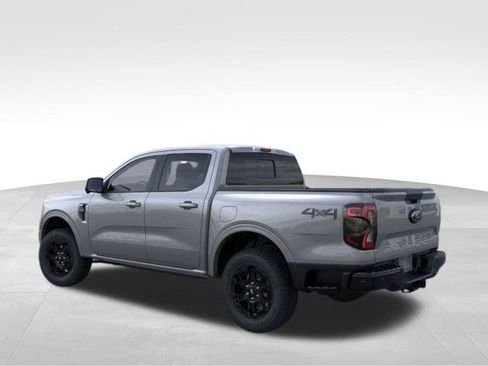 New 2025 Ford Ranger Lariat w/ Black Appearance Package image 4