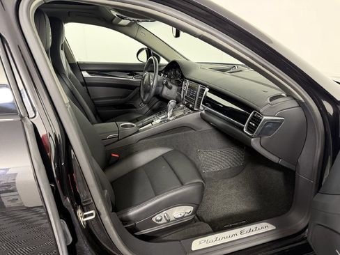 Used 2013 Porsche Panamera 4 Platinum Edition AWD/4WD image 37