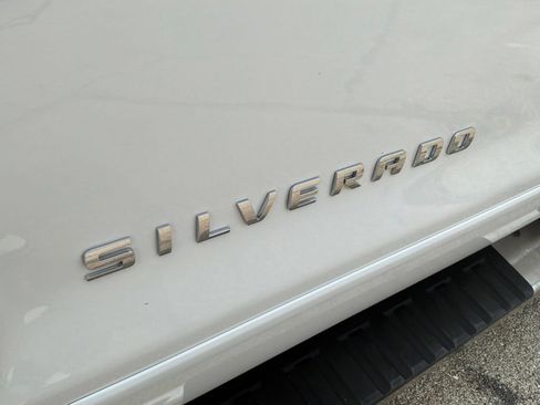 Used 2018 Chevrolet Silverado 1500 LT w/ All Star Edition AWD/4WD image 16
