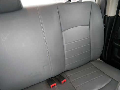 Used 2019 RAM 1500 Tradesman w/ Chrome Appearance Group image 14