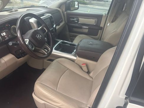 Used 2017 RAM 1500 Laramie w/ Convenience Group AWD/4WD image 20