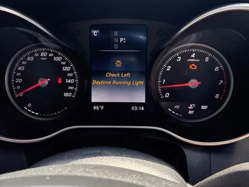 Used 2016 Mercedes-Benz C 300 4MATIC Sedan image 5
