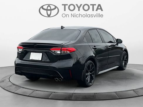 Used 2022 Toyota Corolla SE image 6