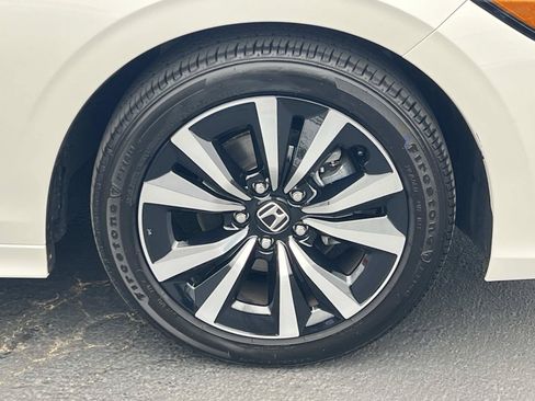 Certified 2023 Honda Civic EX image 26