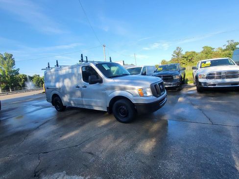 Used 2020 Nissan NV 2500 S RWD image 27