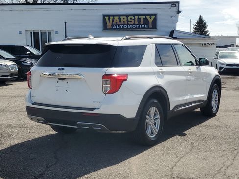 Used 2023 Ford Explorer XLT w/ Equipment Group 202A AWD/4WD image 6