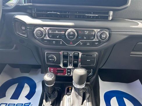 New 2025 Jeep Wrangler Unlimited Rubicon 392 image 12