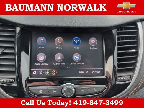 Used 2022 Chevrolet Trax LT w/ LT Convenience Package AWD/4WD image 30