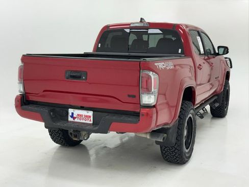 Used 2022 Toyota Tacoma TRD Sport w/ Technology Package AWD/4WD image 40