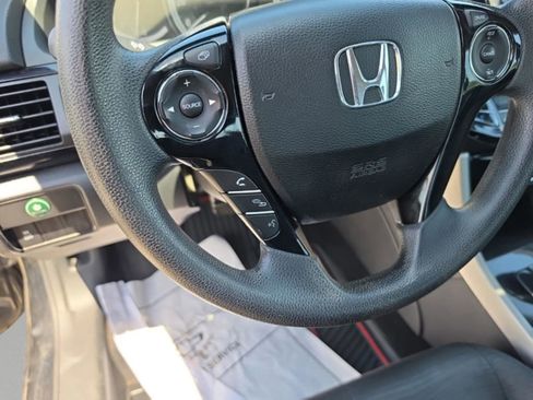 Used 2016 Honda Accord LX image 15