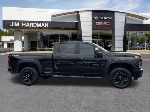 Used 2022 Chevrolet Silverado 2500 Custom w/ Custom Value Package AWD/4WD image 8