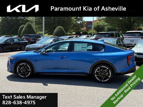 New 2026 Kia K4 GT-Line w/ GT-Line Sunroof Package FWD image 3