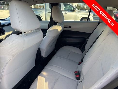 Used 2022 Toyota Corolla Cross L image 8