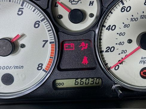 Used 2001 MAZDA MX-5 Miata image 17