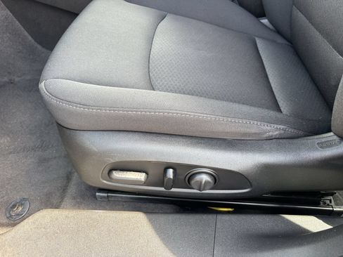 Used 2020 Chevrolet Malibu LT FWD image 22