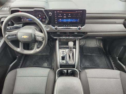 Used 2024 Chevrolet Colorado W/T w/ WT Convenience Package II AWD/4WD image 28