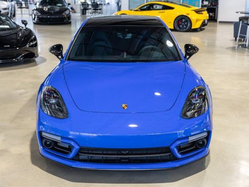 Used 2023 Porsche Panamera GTS AWD/4WD image 9