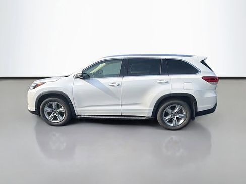 Used 2017 Toyota Highlander Limited AWD/4WD image 4