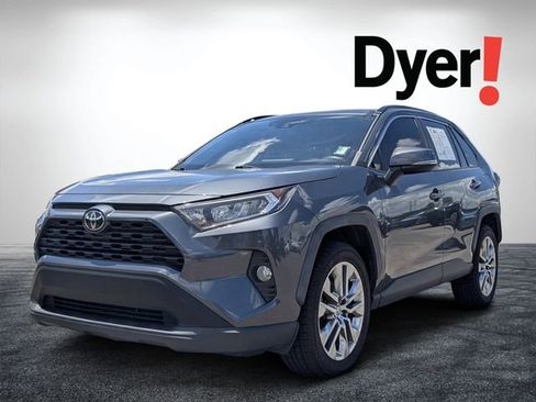 Used 2021 Toyota RAV4 XLE Premium FWD image 8