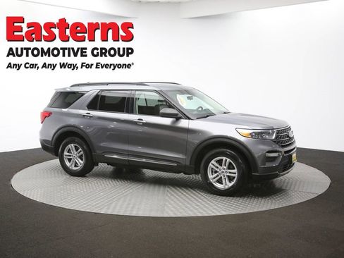 Used 2022 Ford Explorer XLT w/ Equipment Group 202A image 47