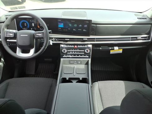 New 2026 Hyundai Santa Fe SE image 5