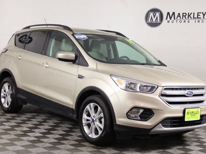Used 2018 Ford Escape SE w/ SE Sync 3 Package