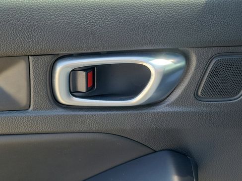Used 2023 Honda Civic Sport image 14