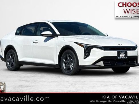 New 2026 Kia K4 FWD image 1